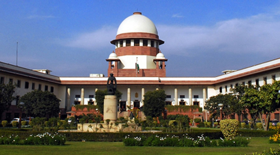 The Supreme Court on Friday issued notice to the Union ministries of law and minority welfare on a petition seeking the declaration of Hindus as minorities in nine states to enable them to run and manage their own educational institutions. 