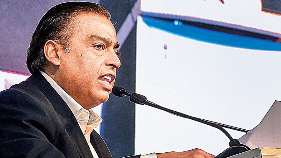 Future Retail Ambanis Reliance Buys Stake In Future Group For Rs 24713cr Telegraph India 9674