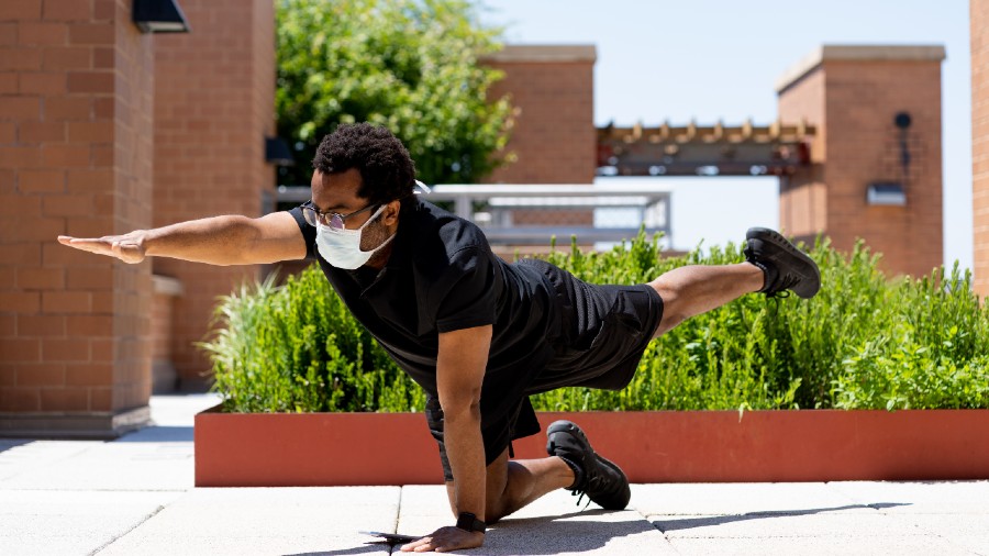 Masks do not negatively affect vigorous workouts, whether the mask is cloth, surgical or an N95.