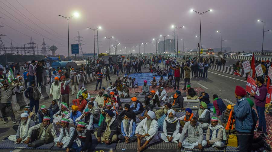 Farmers' Protest: A 61-year-old Punjab farmer allegedly found murdered near a bus stand at the Tikri-Bahadurgarh border on Friday evening.