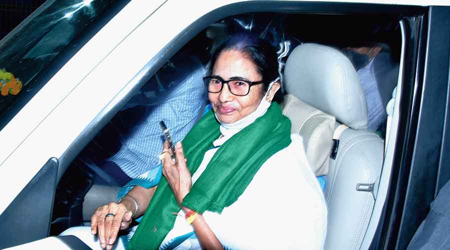 Mamata set for rally on Suvendu’s turf- Whoever doesn’t turn up will be identified as having sided with Suvendu