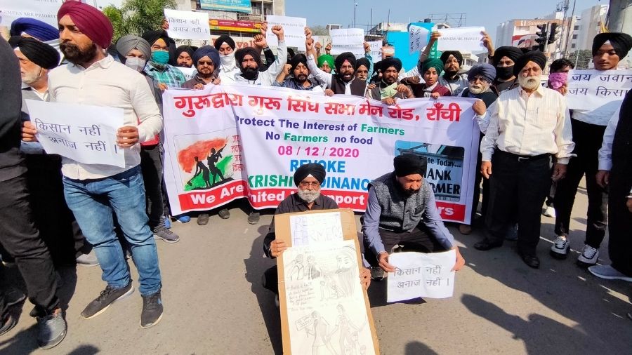 Members of the Sikh community protest at at Albert Ekka Chowk in Ranchi on Tuesday in response to the bandh called by farmers. 