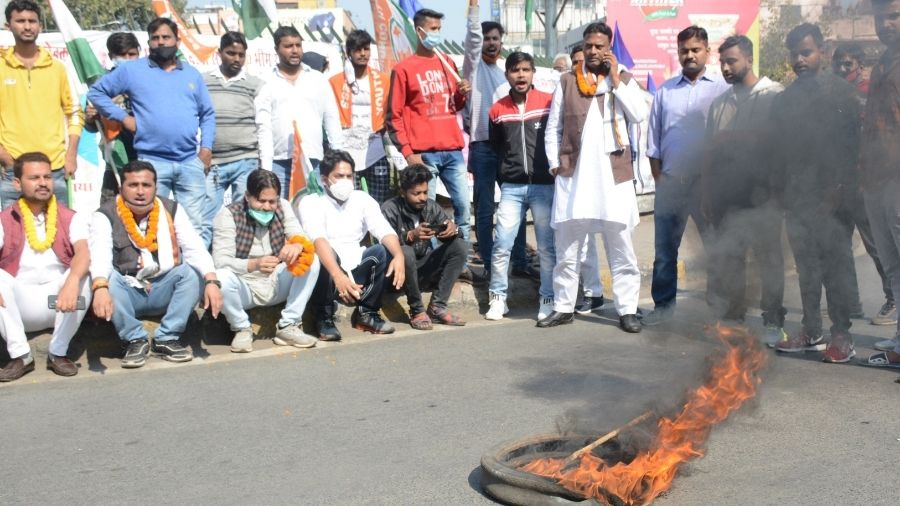 Bandh supporters burn tyres at Sakchi, Jamshedpur, on Tuesday.