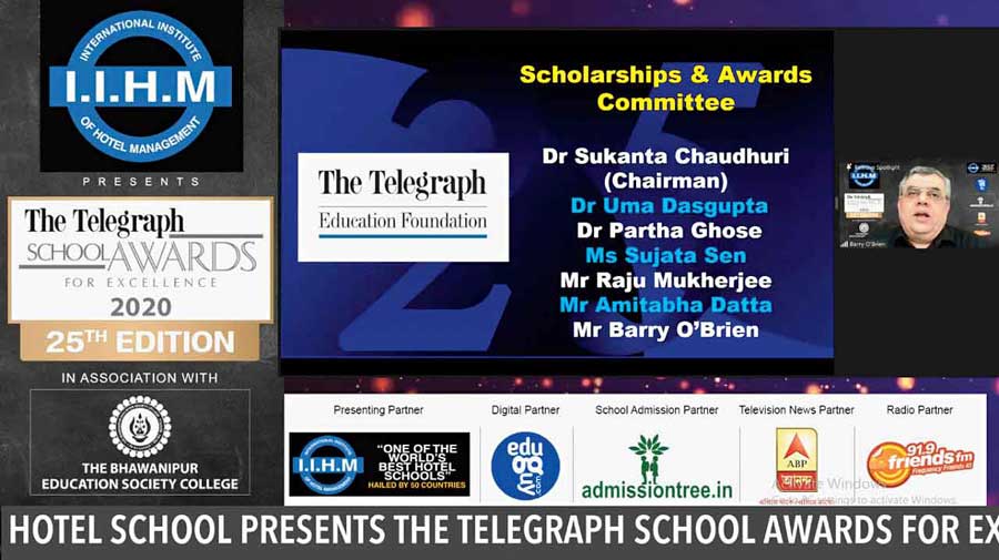 Covid takes heavy toll but still they dared to dream - At the 25th edition of The Telegraph school awards, poignant moments