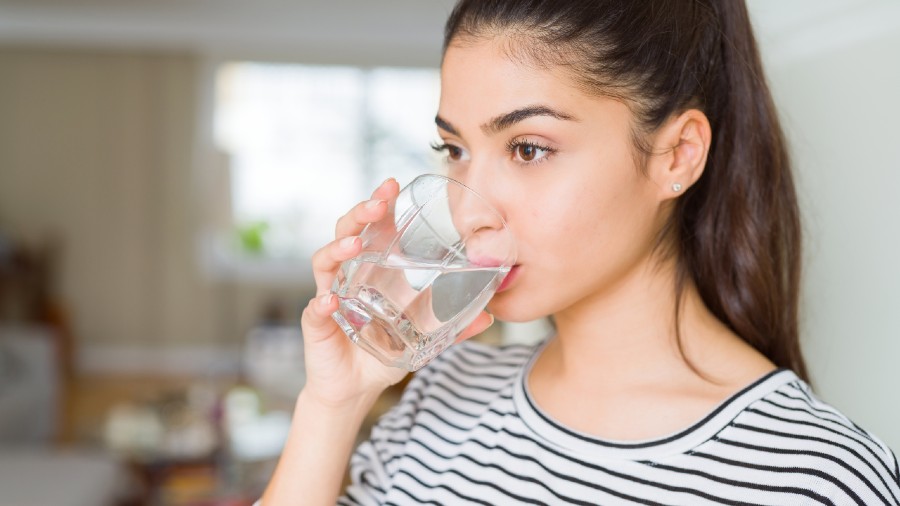 When Is the Best Time to Drink Water?