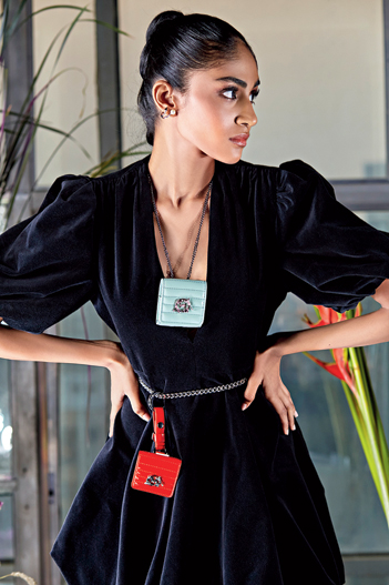 OH V Birdy — Outhouse’s new range of cork and vegan leather AirPod bags