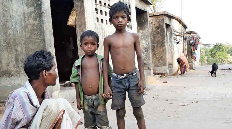 Malnourished Sabar (a primitive tribe group) children near Ghatshila in Jamshedpur earlier this year