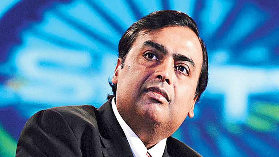 Mukesh Ambani's next goal seems to be the 'retail king of India'