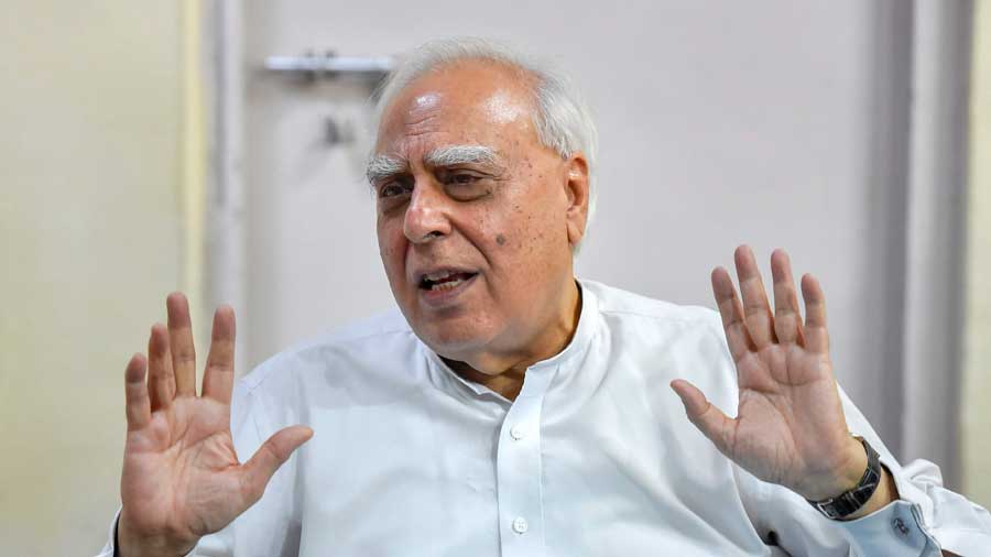 Sibal cries bias in judiciary, says 'sensitive' cases are now invariably assigned to a few select judges in the Supreme Court