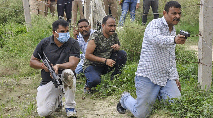 Supreme Court orders inquiry into Vikas Dubey encounter - Court appalled at the failure of the system, asks UP govt to provide details of trial court orders granting relief to gangster