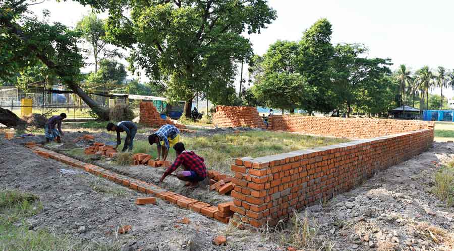 Construction in progress for a Chhath Puja venue at Vivekananda Park on Monday