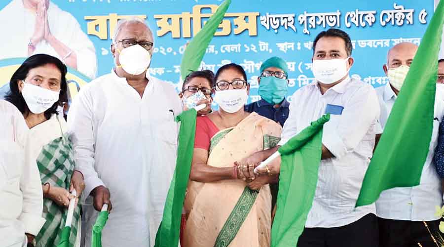Dum Dum MP Saugata Roy flagged off the service on Monday