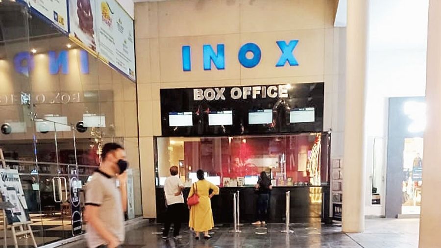movies - Calcutta Movie halls await viewers in Diwali weekend - Telegraph  India