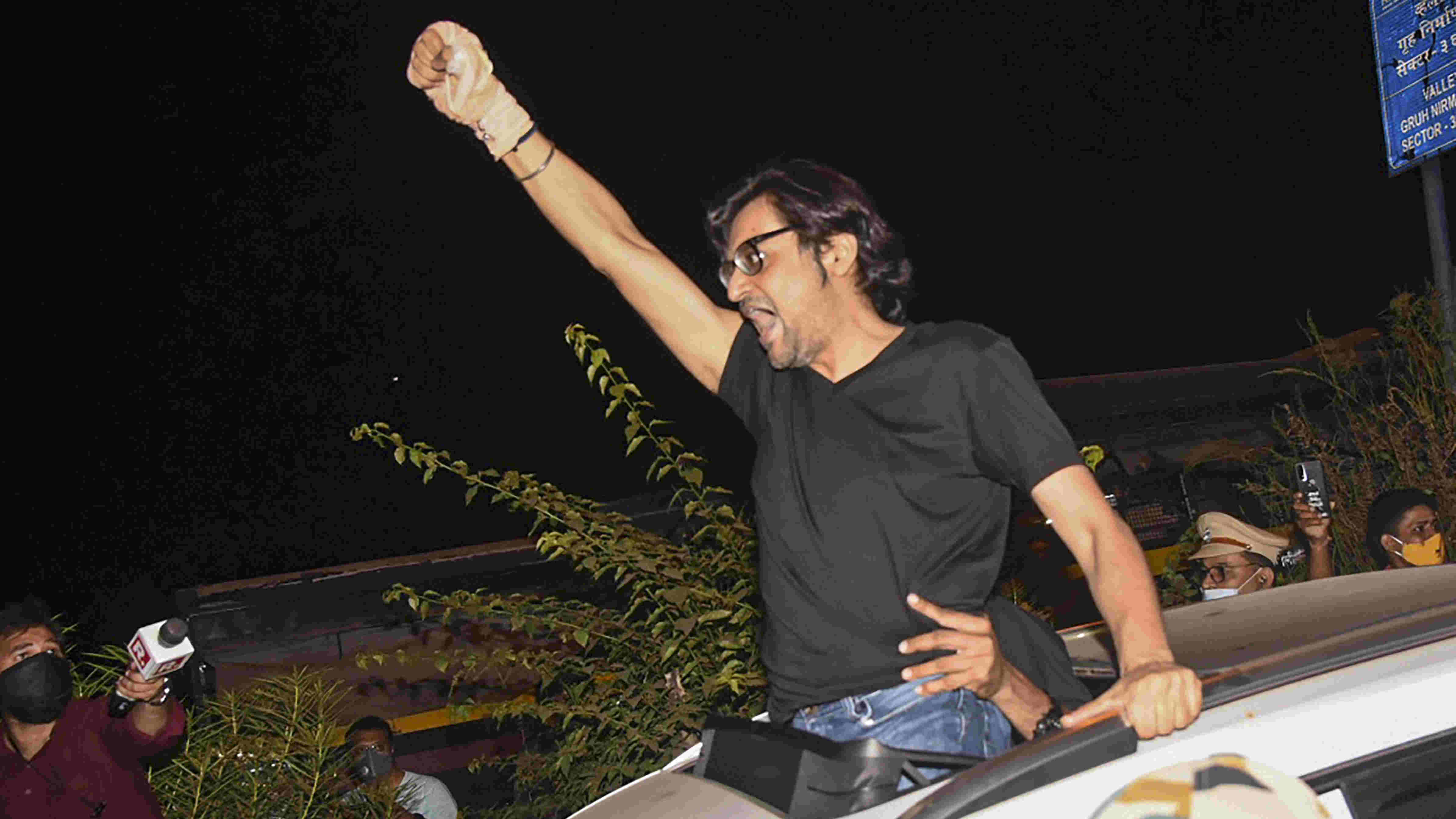 Republic TV Editor-In-Chief Arnab Goswami after being released from Taloja Central Jail on interim bail in the 2018 abetment to suicide case, in Navi Mumbai, Wednesday, Nov. 11, 2020. 