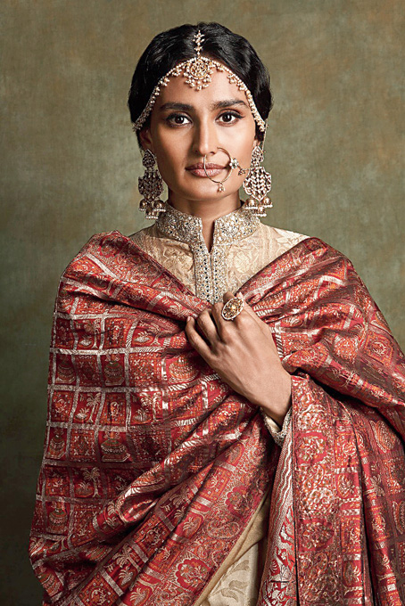 Ashima-Leena’s couture 2020 collection Umme Rabab is a play of “antique textiles sourced from the closet of princesses of the Mughal era... restored and redone”.