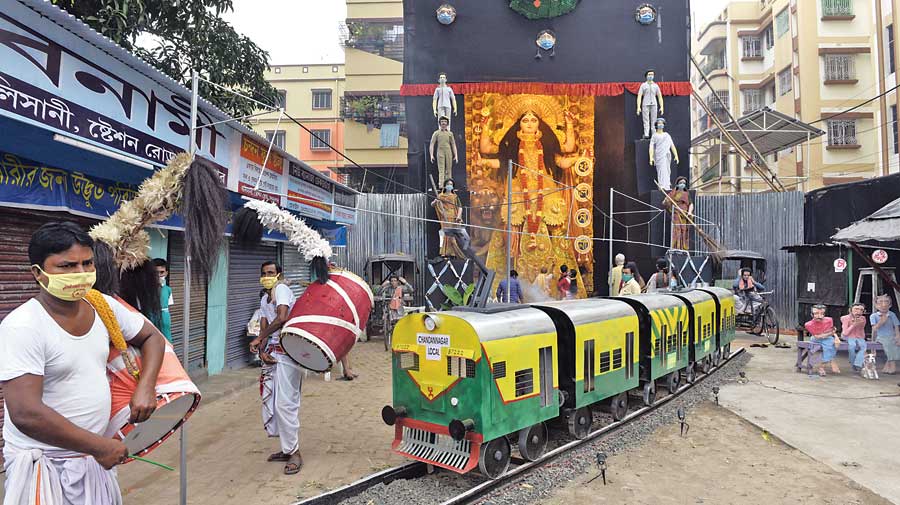 Chandernagore Khalisani puja pandal