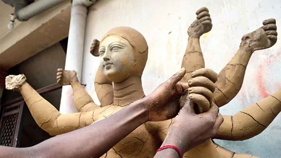 Durga Puja relief, curbs same as last year