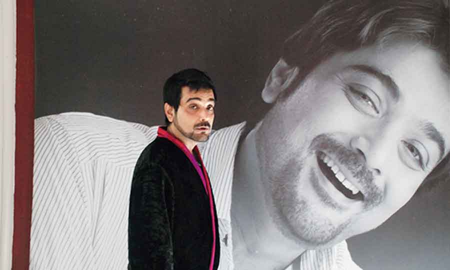 Prosenjit in Autograph