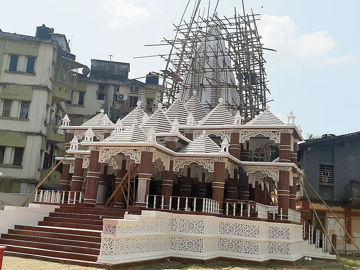 New Town’s Balaka Abasan is building Ram temple as its pandal 