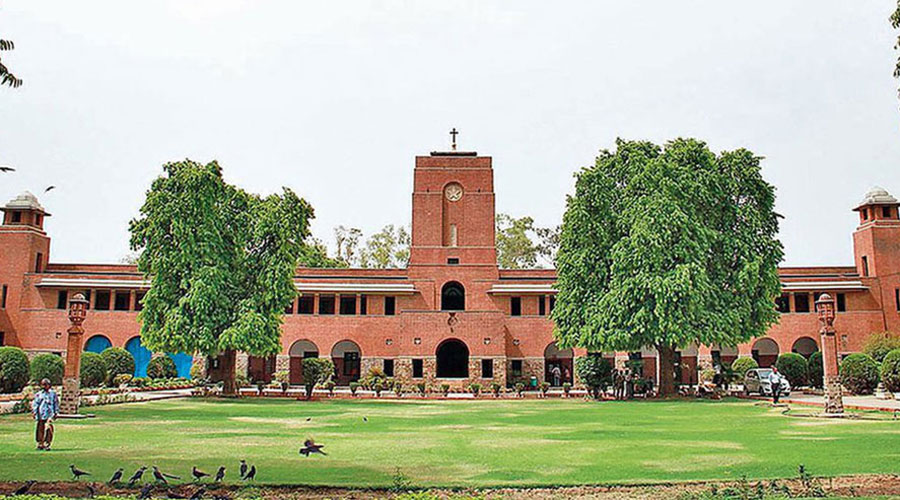 delhi-university-govt-quells-delhi-university-crisis-telegraph-india