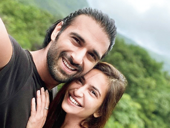 Kriti Kharbanda with Pulkit Samrat