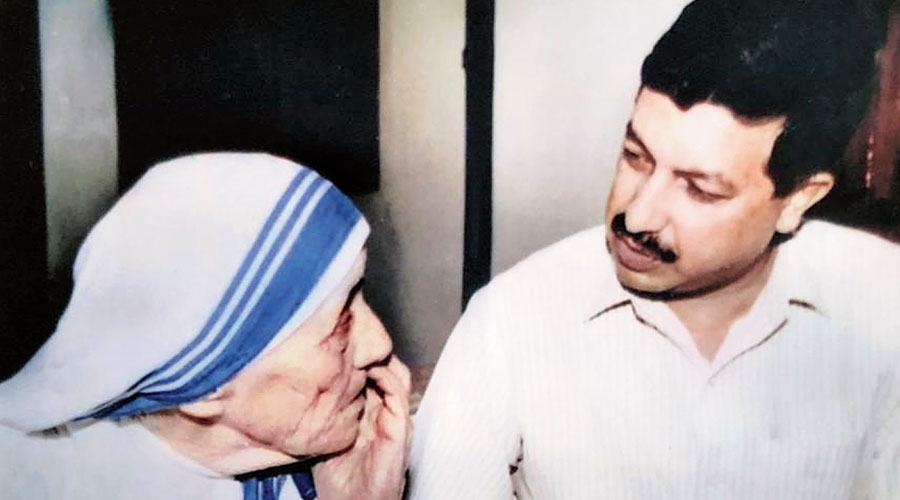 Mother Teresa with the writer