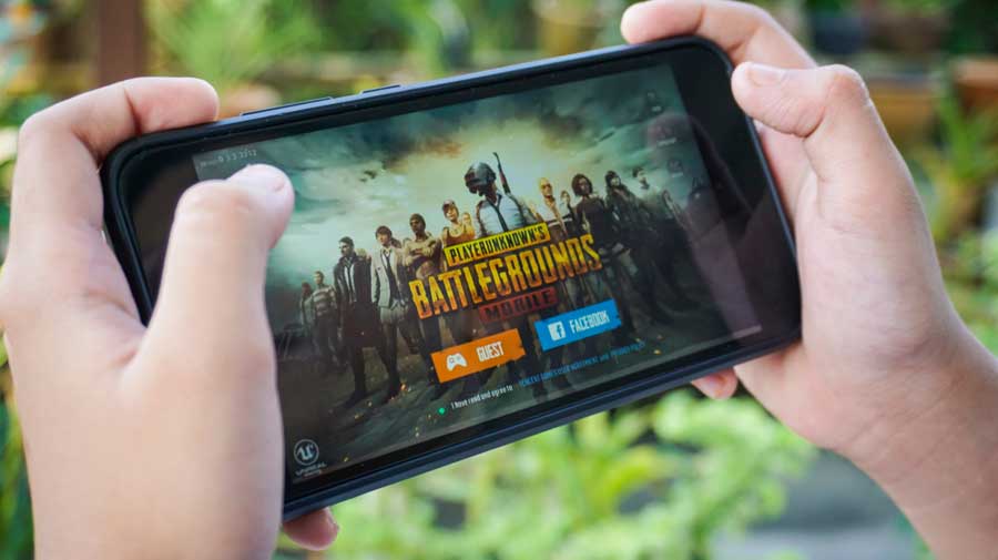 The three key segments of online gaming are — real money games (RMG), mobile-centric/casual games and e-sports. 