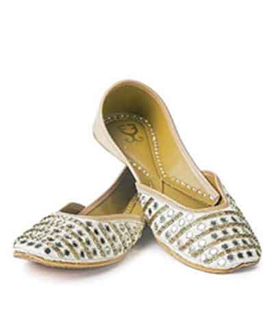 Fizzy Goblet  Fizzy Goblet: A footwear brand that is all about  contemporary India - Telegraph India