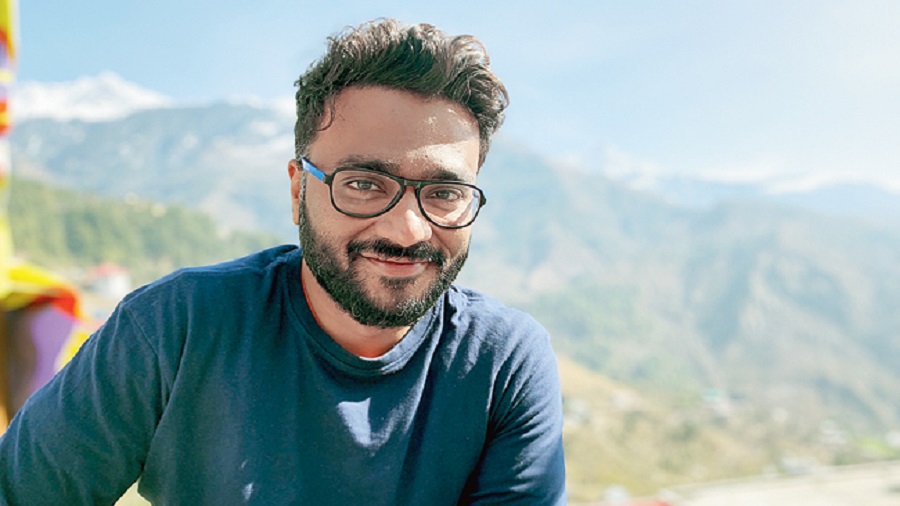 Sudhanshu Saria goes back to his North Bengal roots to a carve a  psychological thriller with Knock Knock Knock | Radhika Madan New Movie 