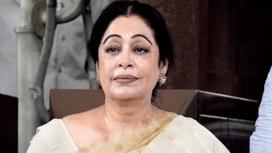 anupam-kher - Kirron Kher diagnosed with blood cancer - Telegraph India