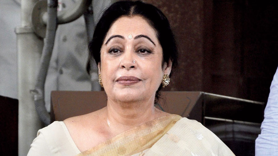 Kirron Kher | Kirron Kher diagnosed with blood cancer - Telegraph India