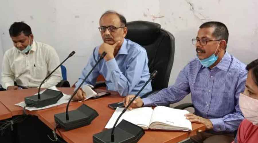 Dr A.K. Pathak, civil surgeon, holds meeting with owners of private hospitals