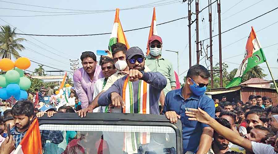  Actor-turned-MP Deb at road shows in support of Trinamul Congress candidates in Cooch Behar 