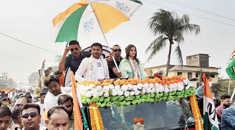  Nusrat Jahan at Dalkhola in North Dinajpur on Monday