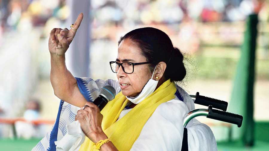  CM seeks to shred Modi-Shah's tactic to demoralise TMC- 'Lovely dada' has a habit of going wrong: Mamata counters Shah