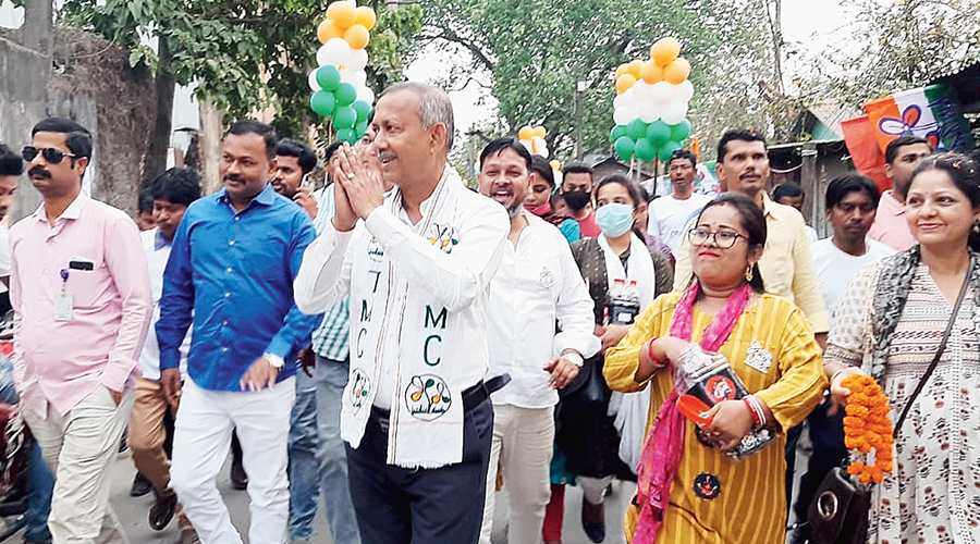 Back TMC or get off government land, minister tells monk - Gautam Deb seemed to lose his cool while campaigning in his Dabgram-Fulbari constituency