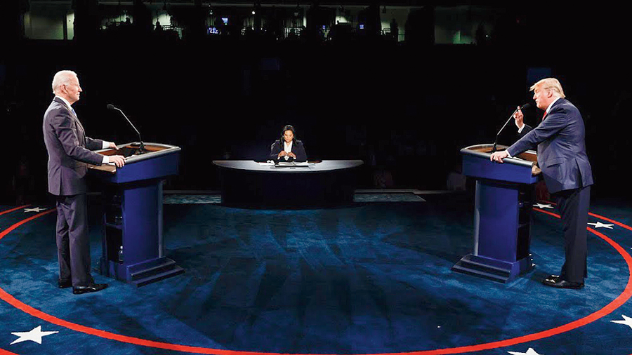 Joe Biden and Donald Trump at the final debate at Nashville.