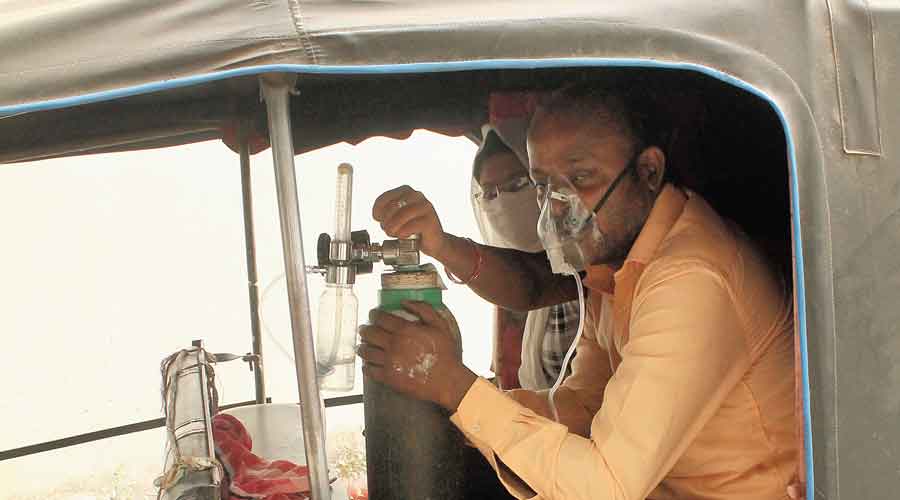 A Covid patient in an autorickshaw in Jamshedpur on Wednesday