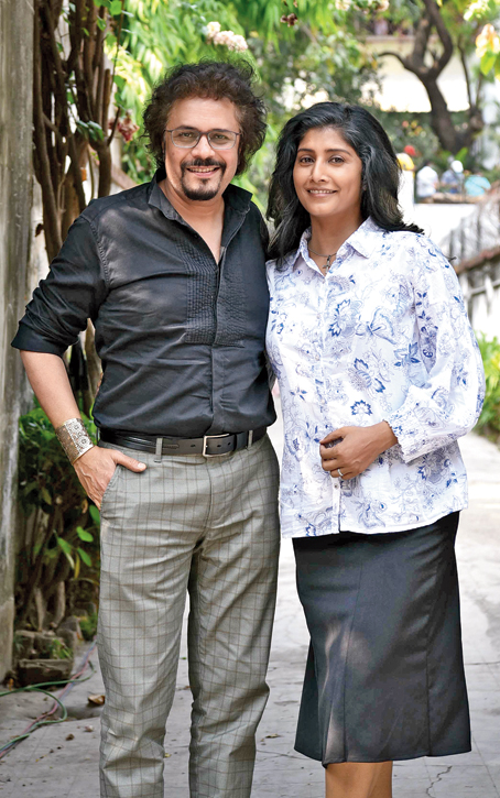 Bickram Ghosh with Jaya Seal Ghosh on the sets