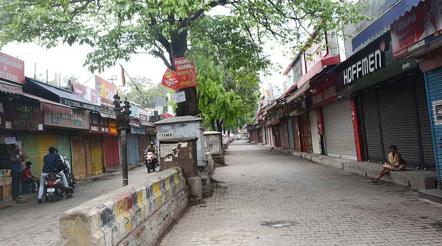 A deserted look of Sakchi market in Jamshedpur as shops remained closed on the first day of lockdown on Thursday.