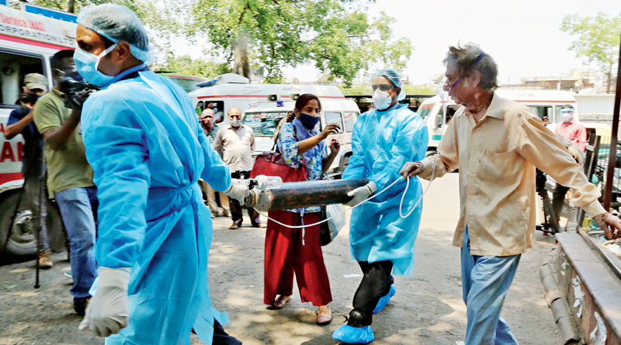 Group of men hijack ambulance in Lucknow, two patients die