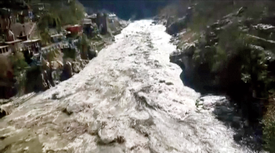 Eight Border Roads Organisation workers die in Uttarakhand avalanche : Seven personnel injured, another 31 missing