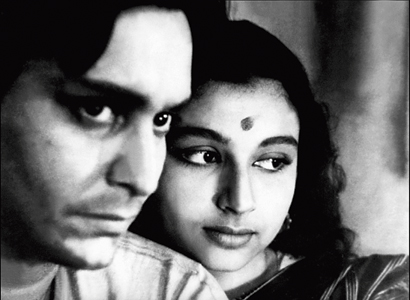 Sharmila Tagore with Soumitra Chatterjee in her debut film Apur Sansar, directed by Satyajit Ray
