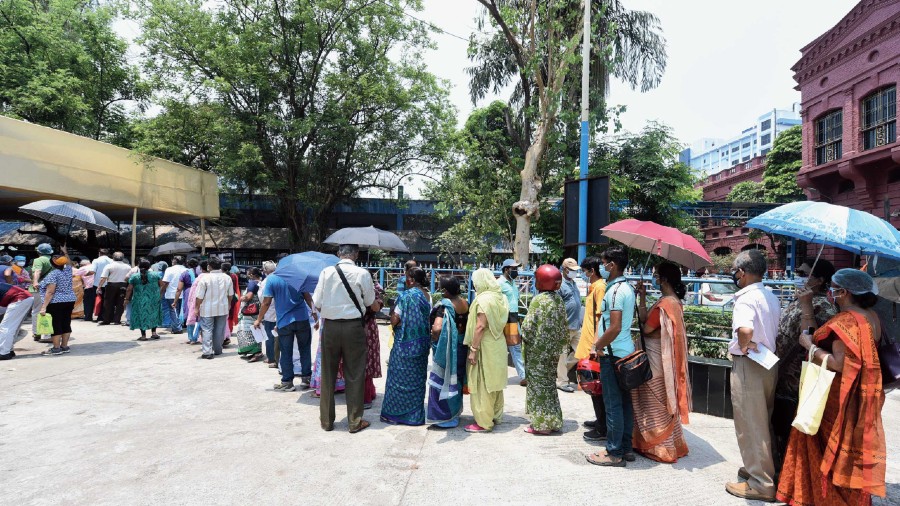 A queue for Covid vaccine at SSKM Hospital on Wednesday. 