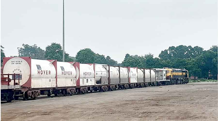 The fifth Oxygen  Express train ready to leave for Bangladesh from Rourkela railway station on Wednesday