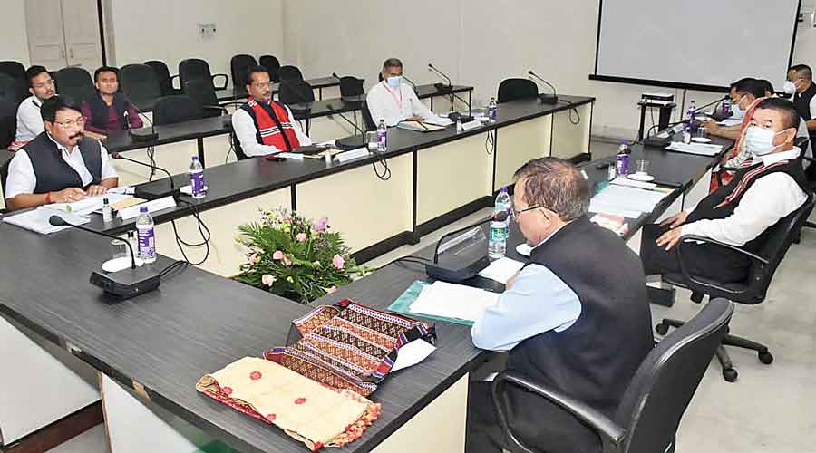 The Assam and Mizoram ministers at the meeting  in Aizawl on Thursday.