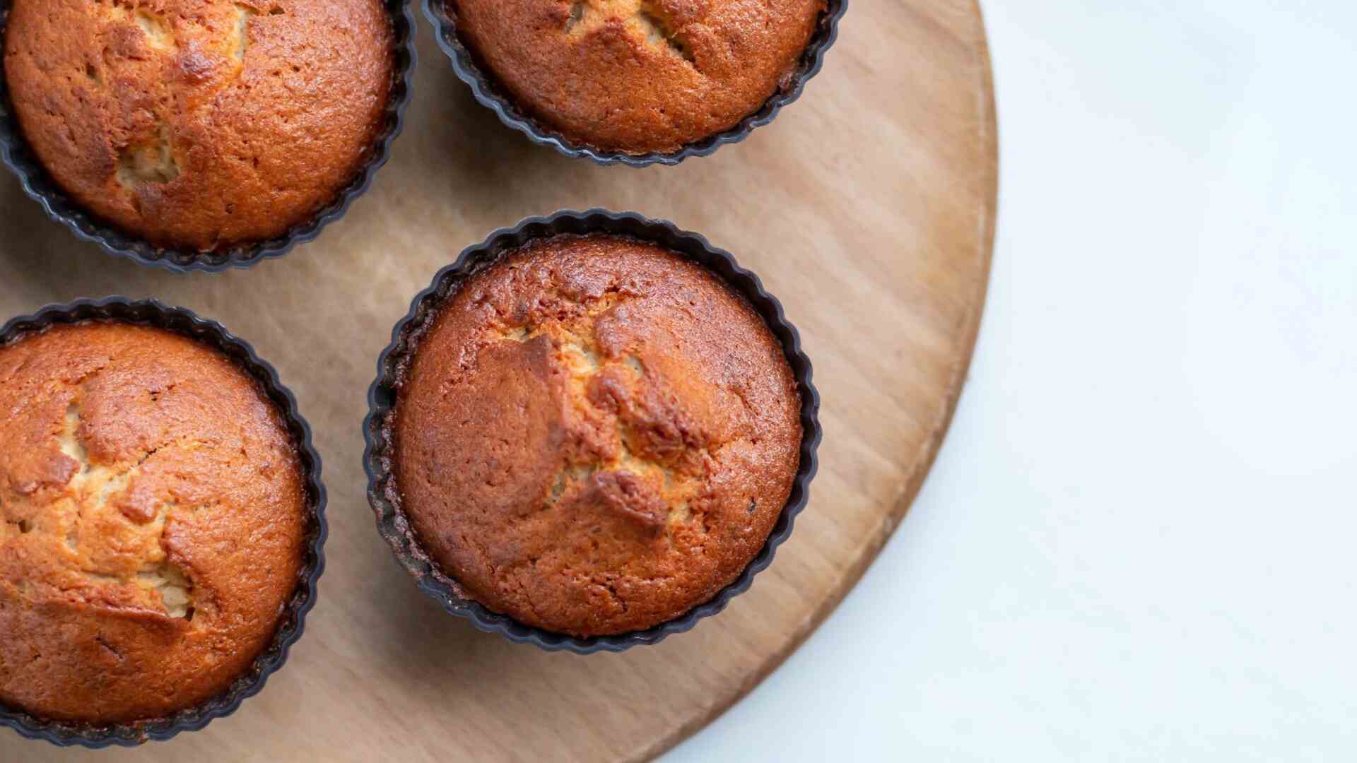 Make delicious cupcakes with this simple recipe