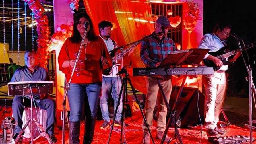 Crest: The Kolkata band that transcends time and genres 