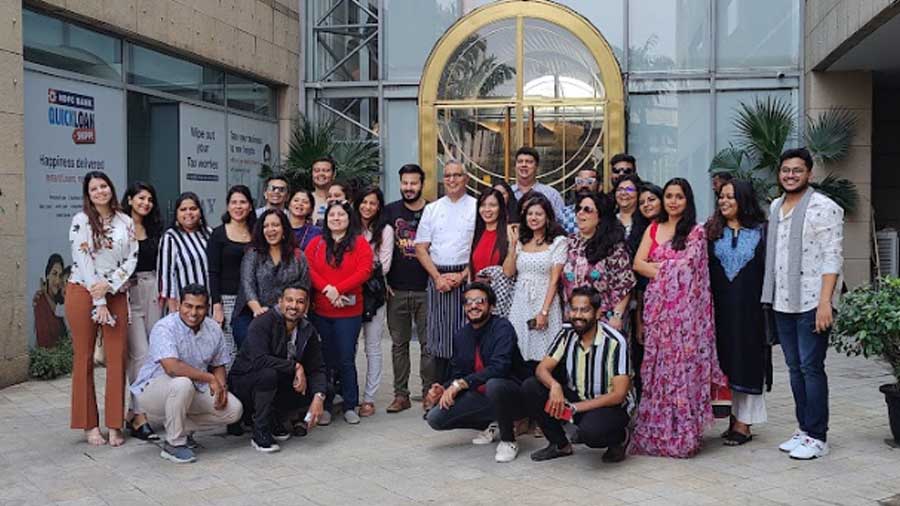 The Food Hunters of Culinary Culture comprise food writers, bloggers, vloggers and food lovers from 28+ Indian states. The team was hosted at Kochhar's new modern Indian outlet SAGA in Gurgaon 