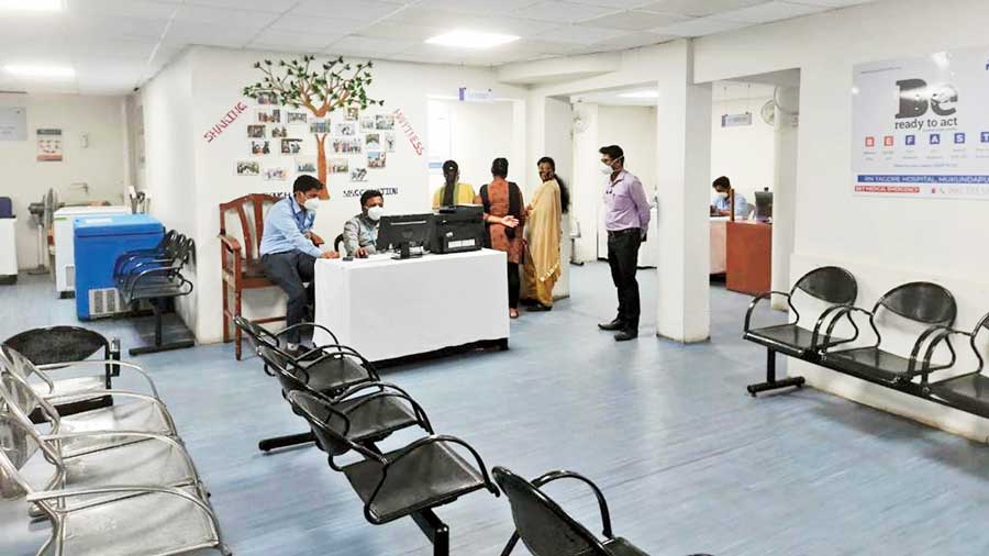 The near- empty vaccination centre at RN Tagore International Institute  of Cardiac Sciences  on Wednesday.